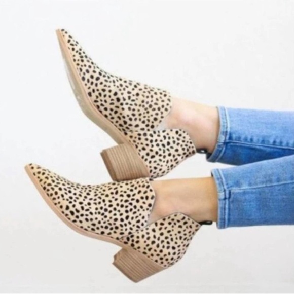 Dolce Vita Kaidie Leather Leopard Low Heel Booties size 6 NWOB - Picture 1 of 8